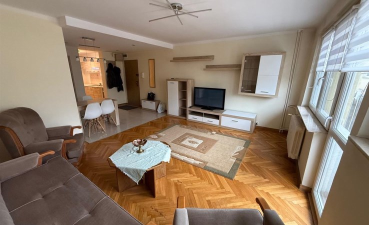 mieszkanie na wynajem - Częstochowa, Podjasnogórska